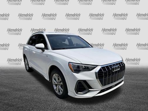 Ibis White 2021 Audi Q3 45 S line Premium