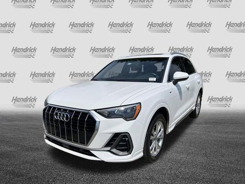 Ibis White 2021 Audi Q3 45 S line Premium