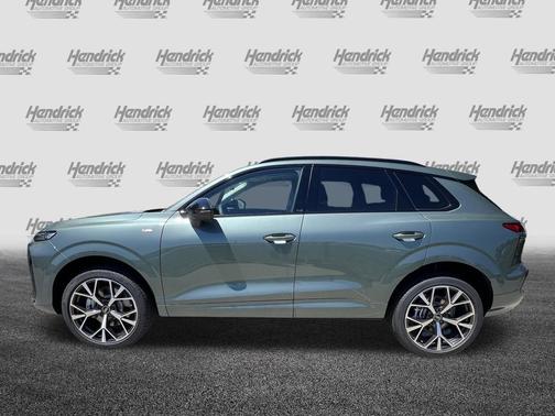 Sage Green Metallic 2026 Audi Q3 TFSI quattro S tronic