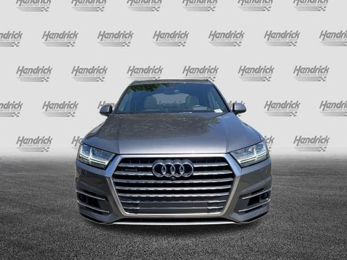 Graphite Gray Metallic 2018 Audi Q7 3.0T Prestige