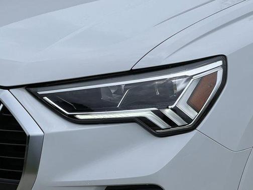 2024 Audi Q3 45 S line Premium Plus