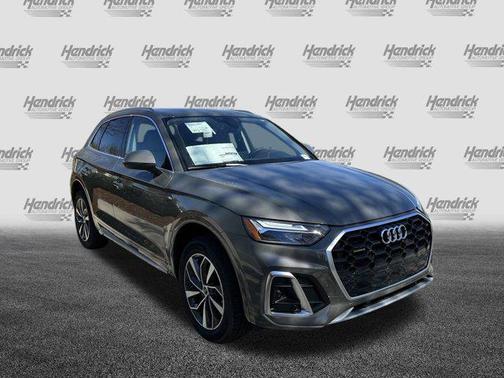 2024 Audi Q5 45 S line Premium