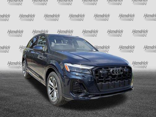 2026 Audi Q7 45 Premium