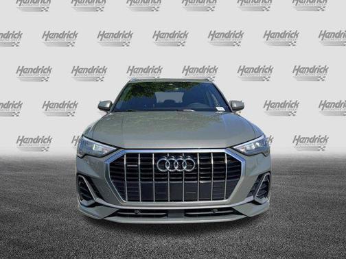 Chronos Gray Metallic 2020 Audi Q3 45 S line Premium