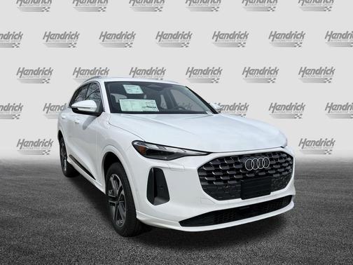 Arkona White 2025 Audi Q5 Premium TFSI quattro S tronic