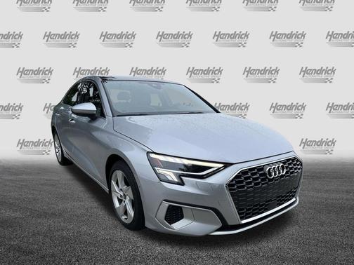 Florett Silver Metallic 2023 Audi A3 Premium