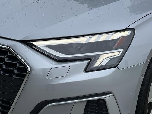 Florett Silver Metallic 2023 Audi A3 Premium