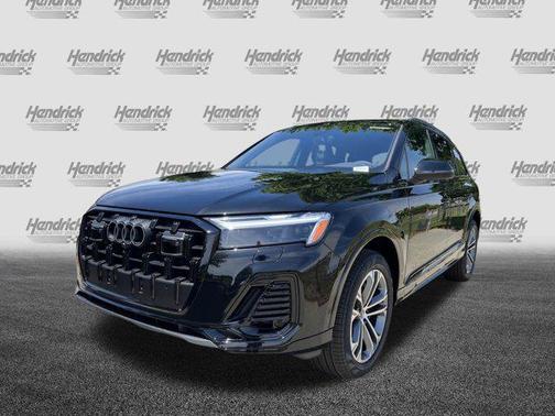 Mythos Black Metallic 2026 Audi Q7 45 Premium