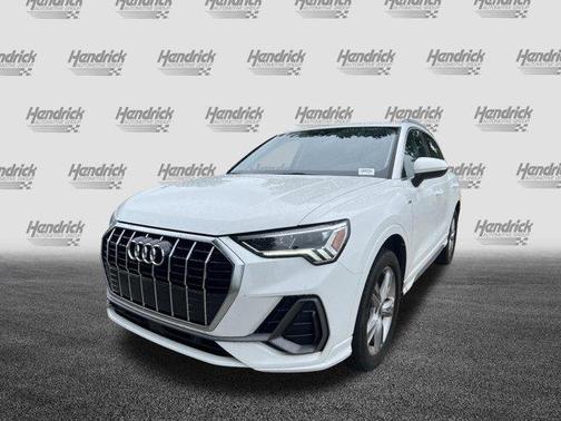 Ibis White 2023 Audi Q3 Premium 45 TFSI S line quattro Tiptronic