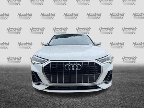 Ibis White 2023 Audi Q3 Premium 45 TFSI S line quattro Tiptronic