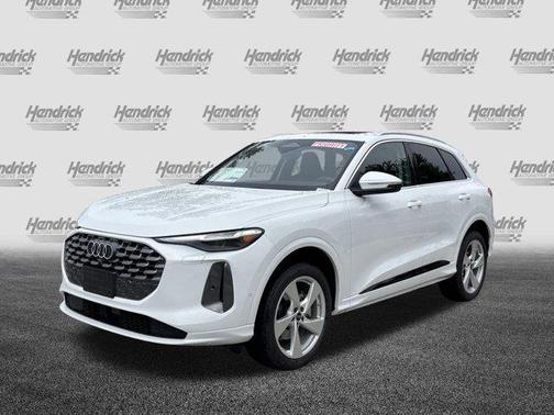 2025 Audi Q5 Premium Plus TFSI quattro S tronic