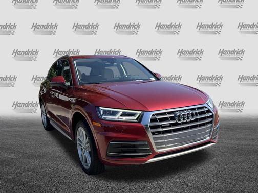 Matador Red Metallic 2020 Audi Q5 45 Premium Plus