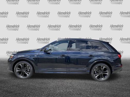 Waitomo Blue Metallic 2026 Audi Q7 55 Premium Plus