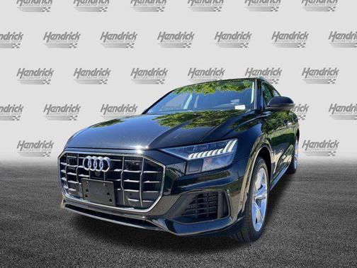 Mythos Black Metallic 2023 Audi Q8 55 Premium Plus
