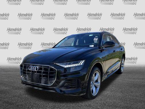 2023 Audi Q8 55 Premium Plus