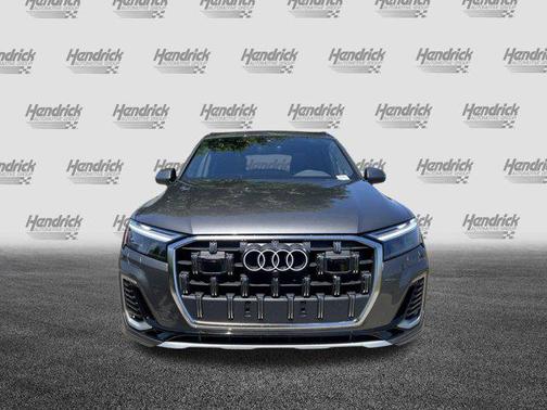 Samurai Gray Metallic 2026 Audi Q7 55 Premium Plus