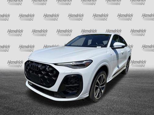 Glacier White Metallic 2026 Audi Q5 Sportback Premium Plus TFSI quattro S tronic