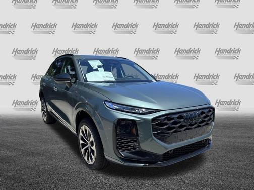 Sage Green Metallic 2026 Audi Q3 TFSI quattro S tronic