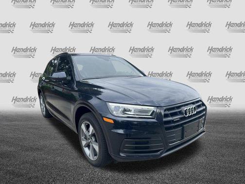 Moonlight Blue Metallic 2020 Audi Q5 45 Titanium Premium