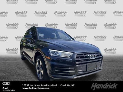Moonlight Blue Metallic 2020 Audi Q5 45 Titanium Premium
