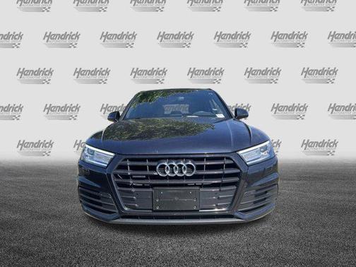 Moonlight Blue Metallic 2020 Audi Q5 45 Titanium Premium