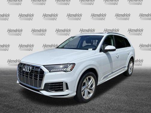 2023 Audi Q7 55 Premium Plus
