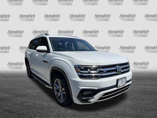 Pure White 2019 Volkswagen Atlas 3.6L SE w/Technology