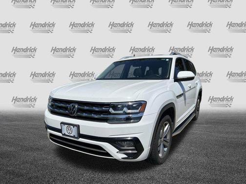 Pure White 2019 Volkswagen Atlas 3.6L SE w/Technology