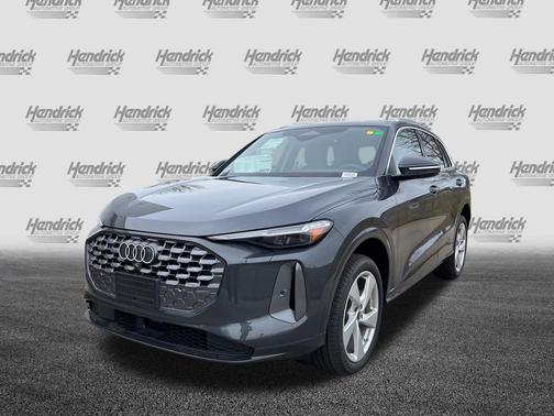 Tambora Gray Metallic 2025 Audi Q5 Premium Plus TFSI quattro S tronic