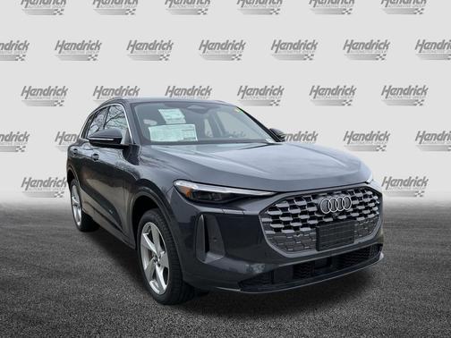 Tambora Gray Metallic 2025 Audi Q5 Premium Plus TFSI quattro S tronic