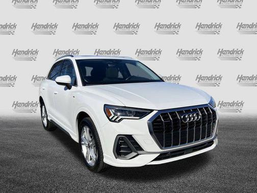 2023 Audi Q3 Premium 45 TFSI S line quattro Tiptronic