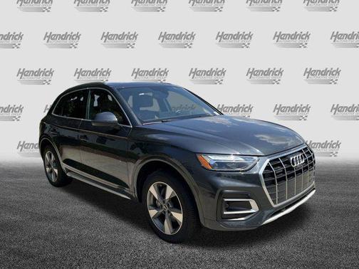 2023 Audi Q5 40 Premium Plus