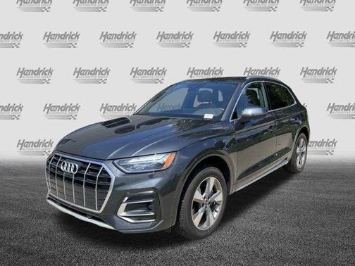 2023 Audi Q5 40 Premium Plus