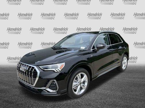 2024 Audi Q3 Premium 45 TFSI S line quattro Tiptronic