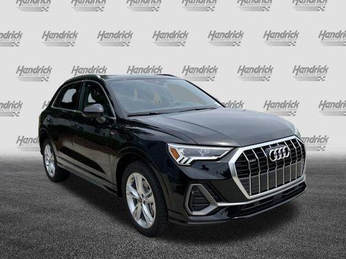 2024 Audi Q3 Premium 45 TFSI S line quattro Tiptronic