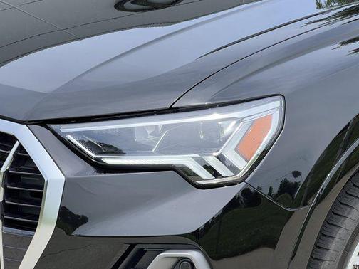 2024 Audi Q3 Premium 45 TFSI S line quattro Tiptronic