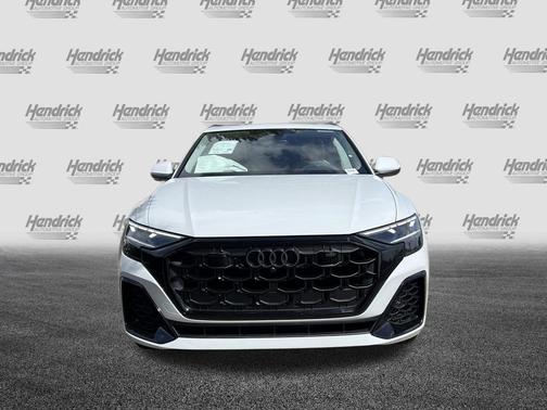 Glacier White Metallic 2026 Audi Q8 55 Premium Plus