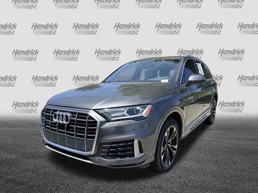 Samurai Gray Metallic 2021 Audi Q7 45 Premium