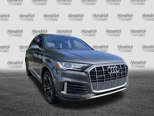 Samurai Gray Metallic 2021 Audi Q7 45 Premium