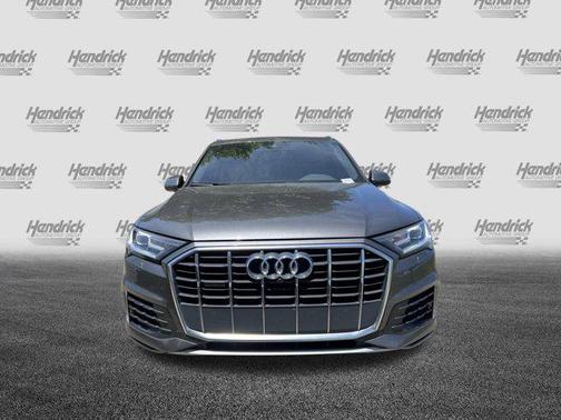 Samurai Gray Metallic 2021 Audi Q7 45 Premium