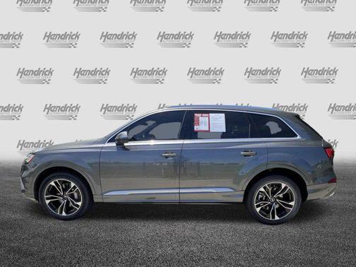Samurai Gray Metallic 2021 Audi Q7 45 Premium