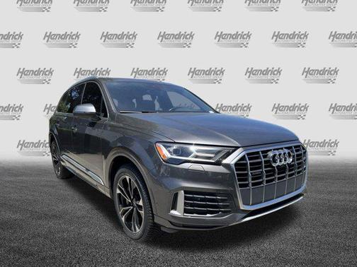 Samurai Gray Metallic 2021 Audi Q7 45 Premium