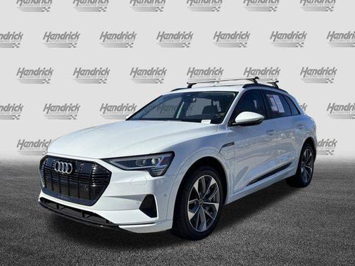 2021 Audi e-tron Premium Plus