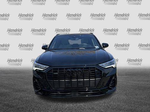 Mythos Black Metallic 2025 Audi Q3 Premium 45 TFSI S line quattro Tiptronic