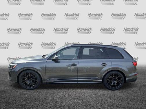 Daytona Gray Pearl Effect 2026 Audi SQ7 4.0T Premium Plus