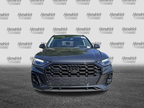Daytona Gray Pearl Effect 2022 Audi Q5 45 S line Premium Plus