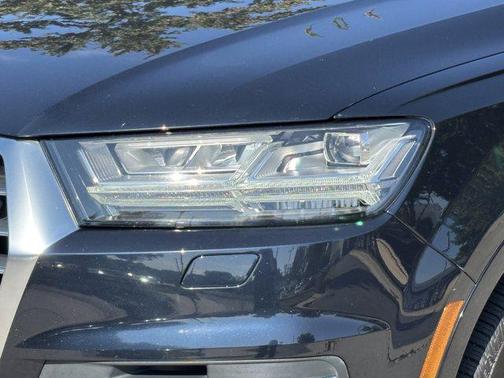 2017 Audi Q7 3.0T Premium