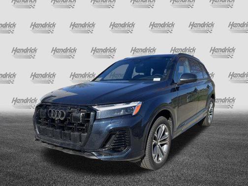 2025 Audi Q7 45 Premium