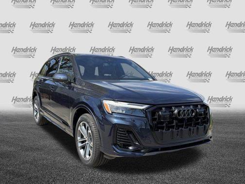 2025 Audi Q7 45 Premium
