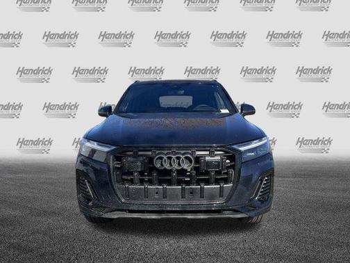 2025 Audi Q7 45 Premium